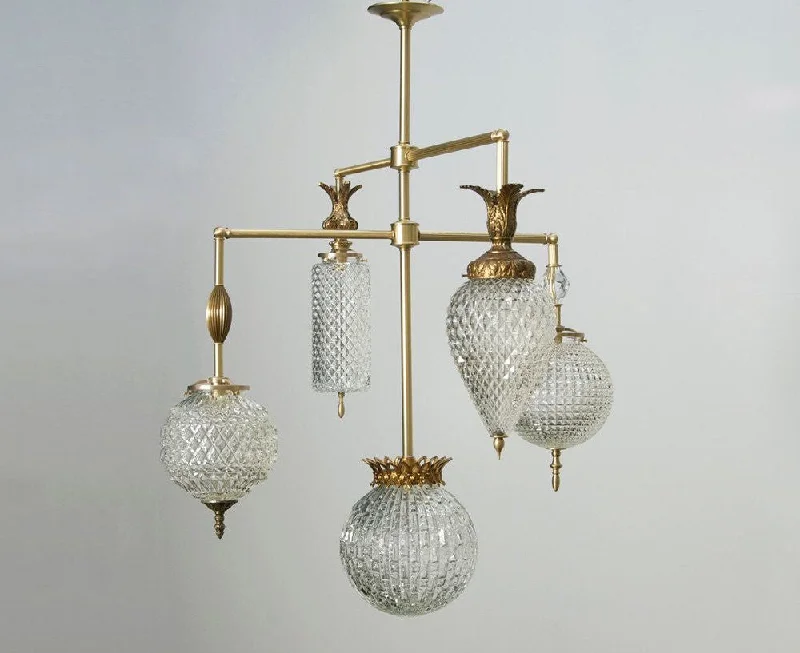 Modern Crystal Chandeliers for Contemporary HomesBrilliant Chandelier - 5 Arm With Vintage Jewelry