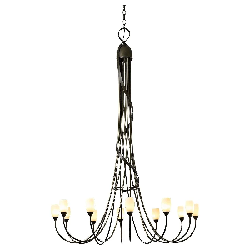 Incandescent Chandeliers for a Warm and Traditional GlowFlora Chandelier