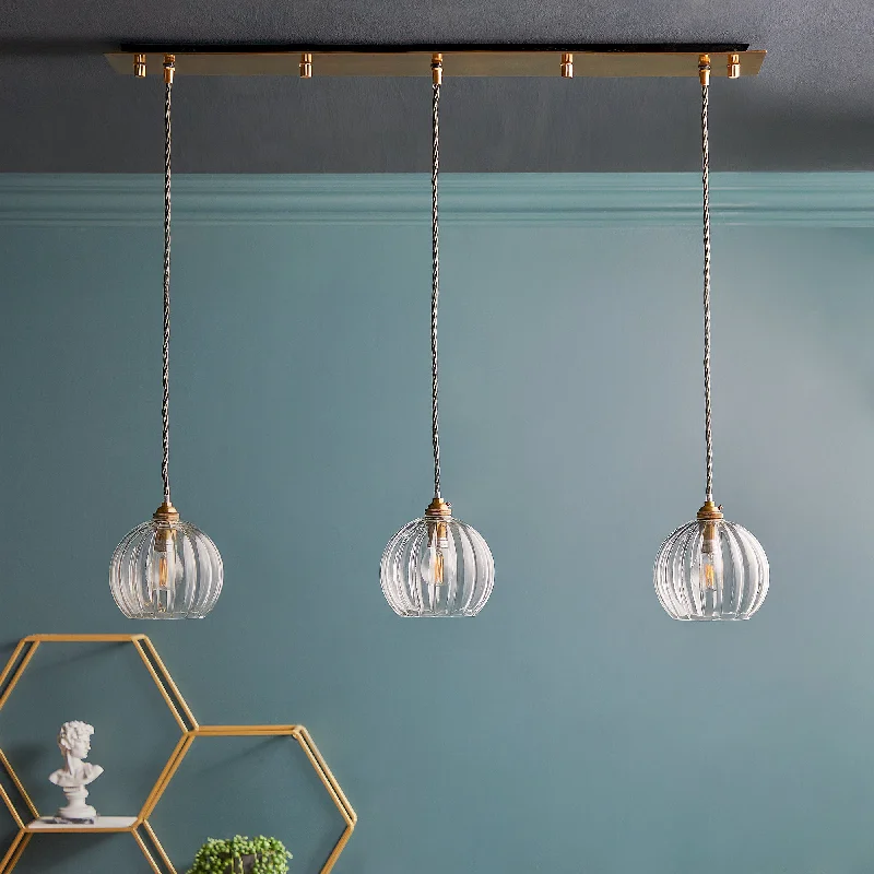 Traditional Brass Chandeliers for Classic InteriorsPlateau ceiling fitting in antiqued brass